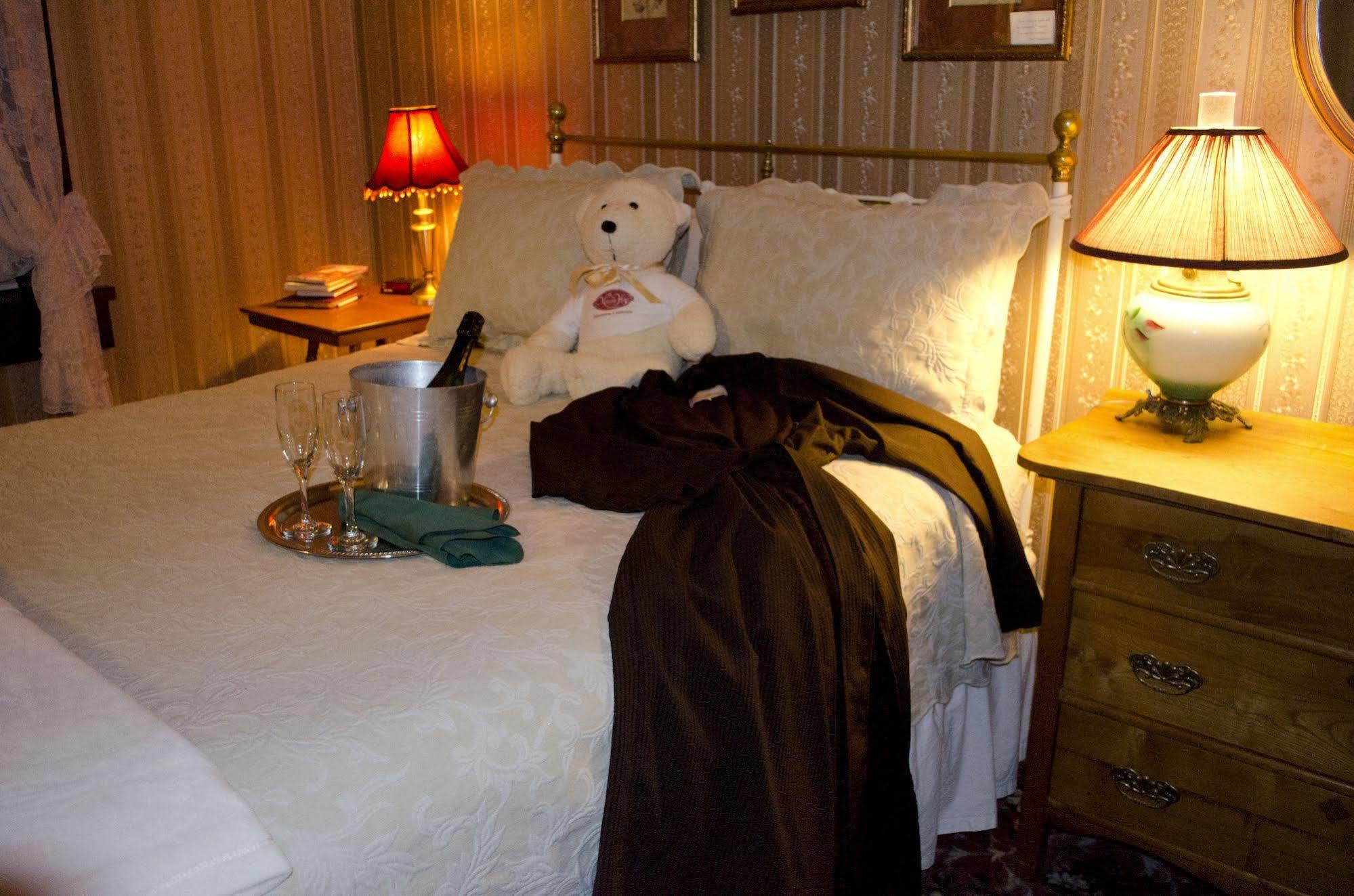 The National Hotel Jamestown Eksteriør bilde
